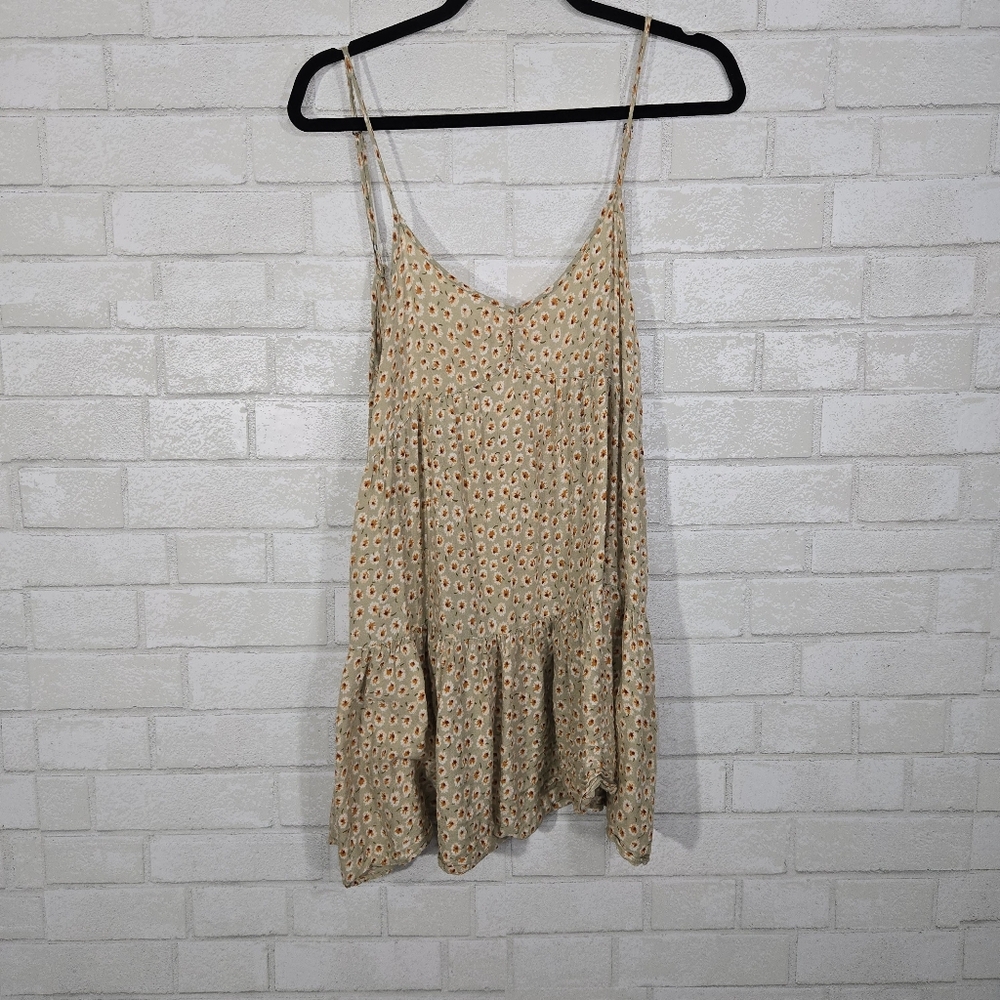 Urban Outfitters‎ flowy top